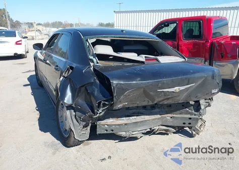 2006 Chrysler 300 Touring z USA, uszkodzony, nr VIN 2C3LA53G16H329279